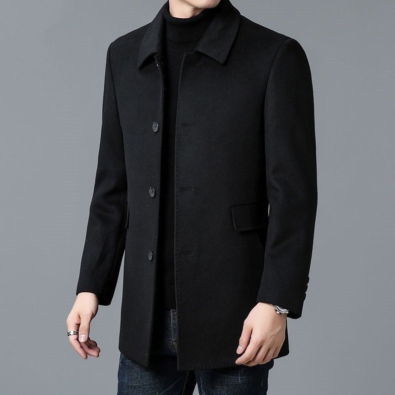 Men's Elegant Wool Coat with Classic Lapels and Pockets