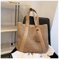 Stylish Women's Rattan Handbag - Sustainable Everyday Tote Bag
